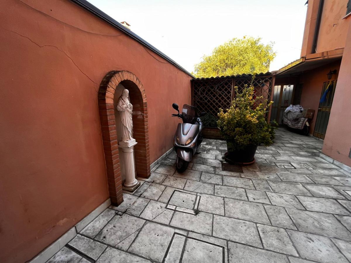 Pink Flamingo Accomodation Комаккьо Экстерьер фото